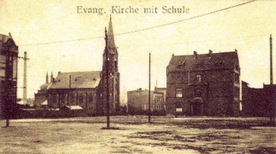 Kościół Zbawiciela i szkoła na ilustracji z ok. 1902 roku.