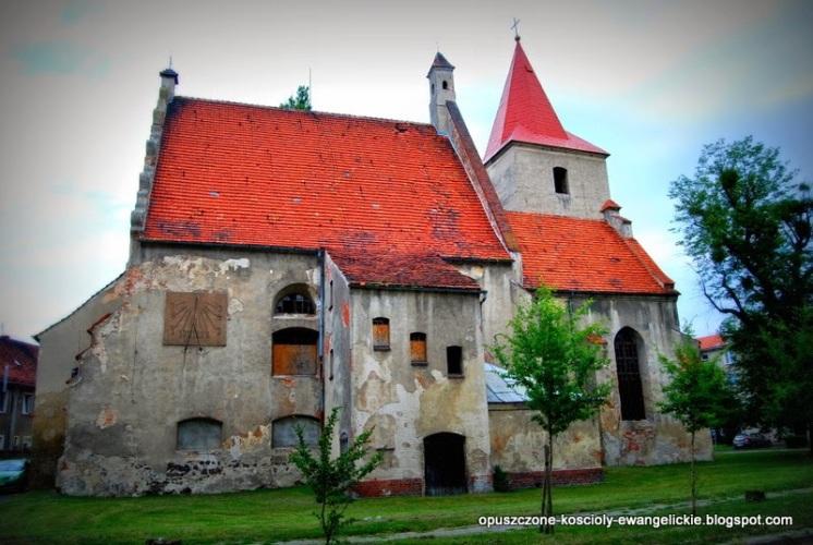 dawny kościół ewangelicko-augsburski w Lewinie Brzeskim