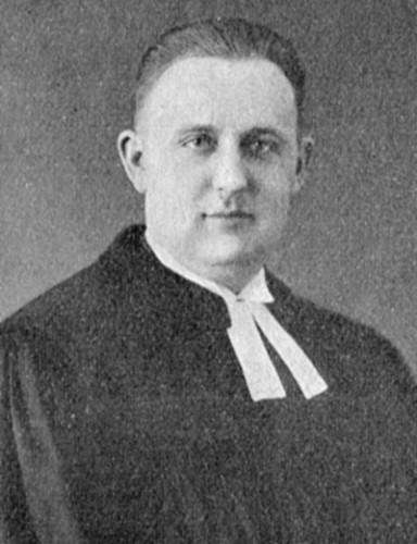 ks. Max Petznik