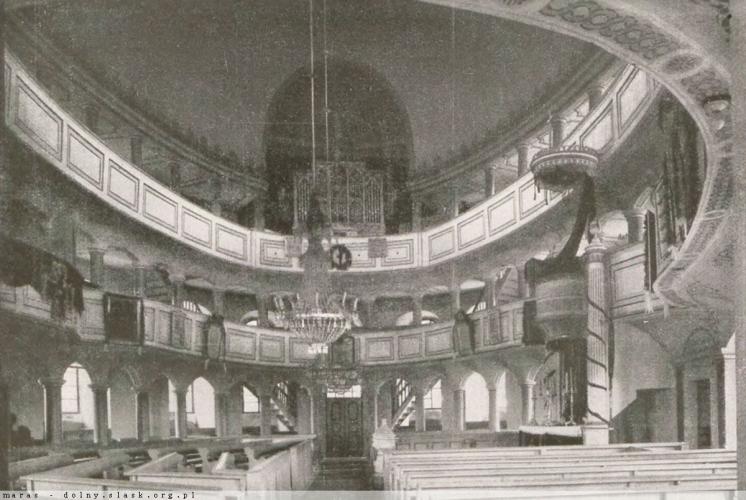 Widok na organy ewangelickiego kościoła w Żeliszowie - początek XX wieku