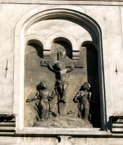 Kościół im. Żłóbka Chrystusa we Wschowie (Kripplein Christi), płaskorzeźba zdobiąca fasadę świątyni