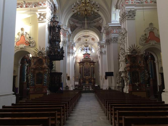 wnętrze kościoła św. Mikołaja w Lesznie
