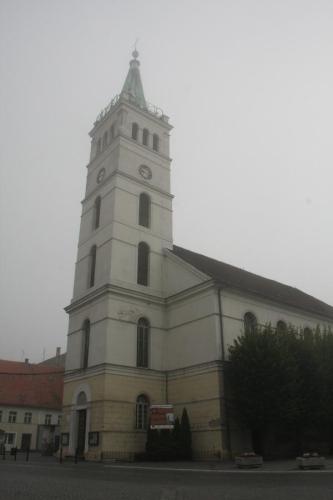 dawny kościół ewangelicki w Sławie - obecnie kościół rzymskokatolicki p.w. Miłosierdzia Bożego