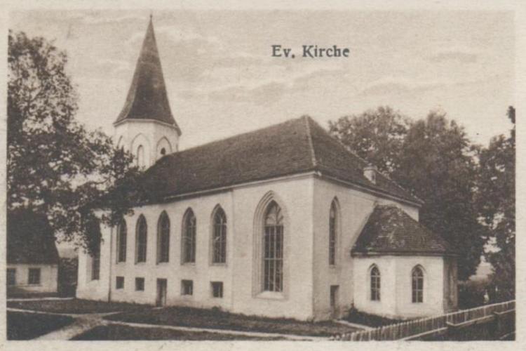 dawny kościół ewangelicki w Ryczeniu