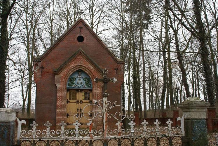 dawna ewangelicka kaplica cmentarna w Kłodzie Górowskiej