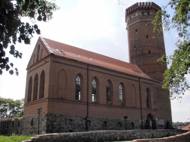 Człuchów - dawny kościół ewangelicki