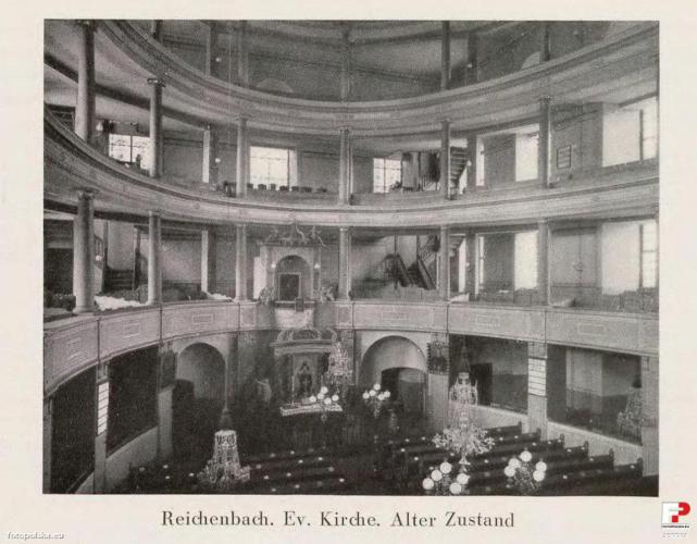Lata 1930-1934 , Wnętrze kościoła ewangelickiego w Dzierżoniowie