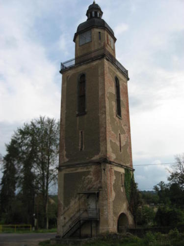 wieża po kościele ewangelickim w Czernicy