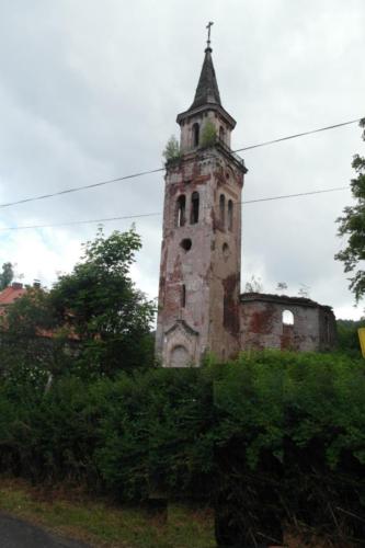 kościół ewangelicki (ruina) w Unisławiu Śląśkim