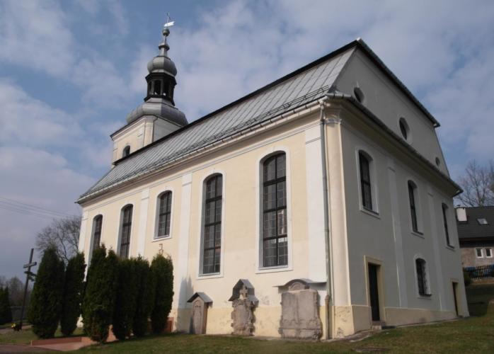 Kościół rzym.-kat. pw. MB Częstochowskiej w Trzcińsku