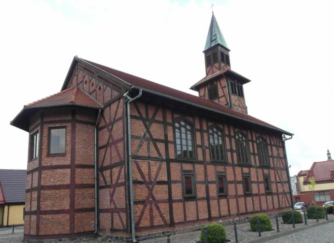 Kościół ewangelicjo-augsburski (dawny) w Ujściu