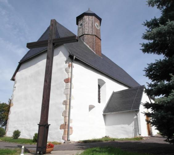 Kościół rzym.-kat. pw. św. Jadwigi Śląskiej w Dłużcu